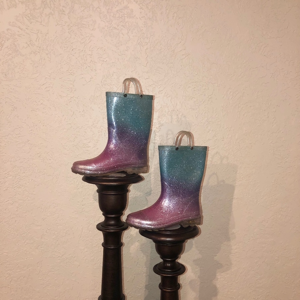 Girls rain boots